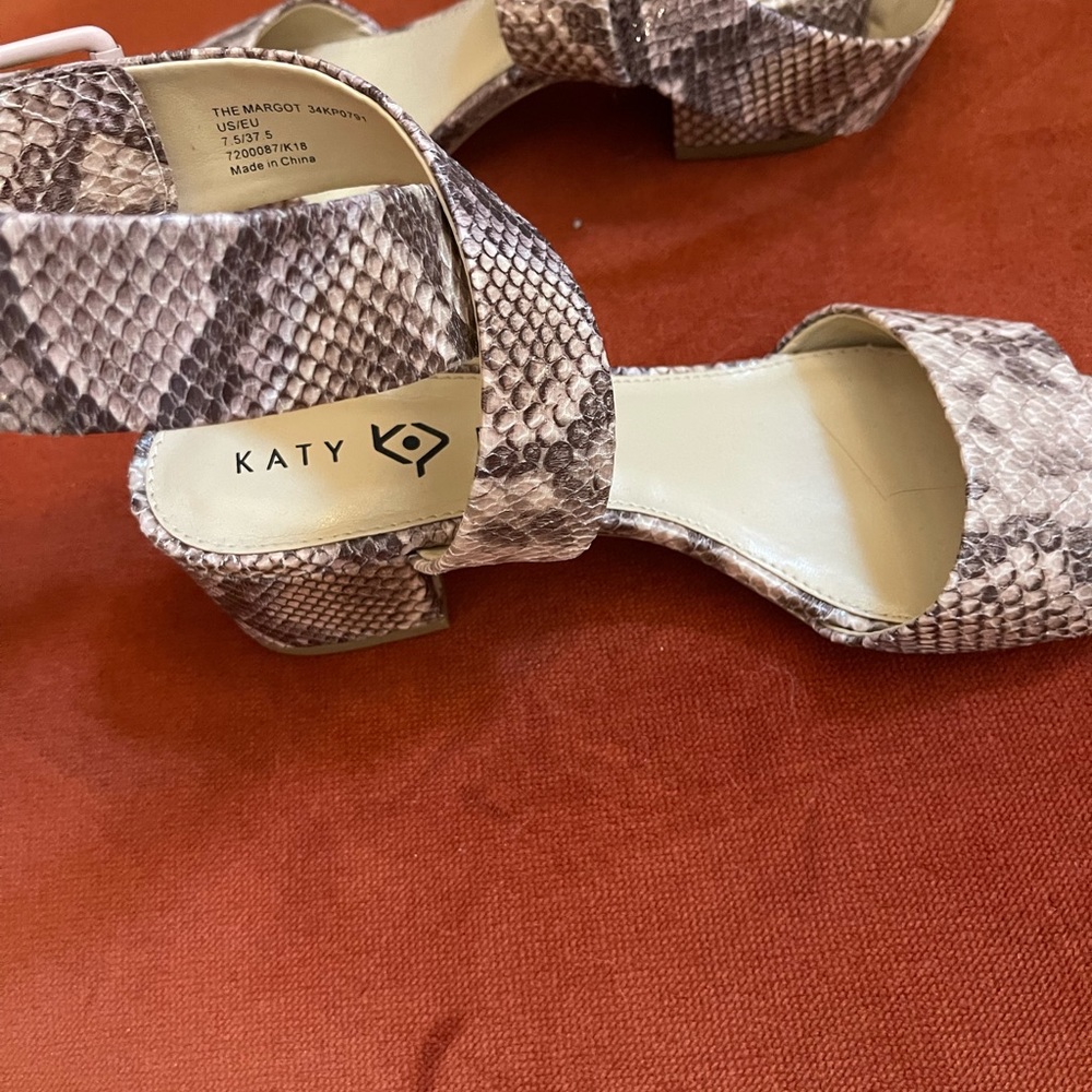 Katy Perry sandals - Picture 5 of 5